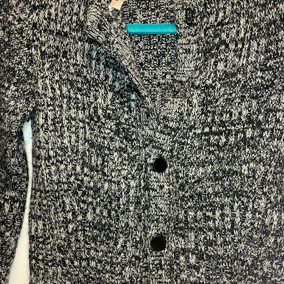 Christan Dior Black & White Wool Cardigan - Picture 6 of 13